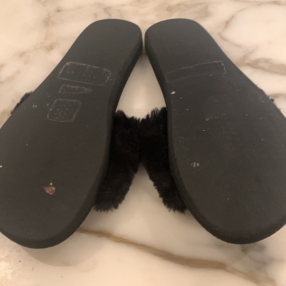Michael Kors black faux fur Slides - Picture 5 of 6